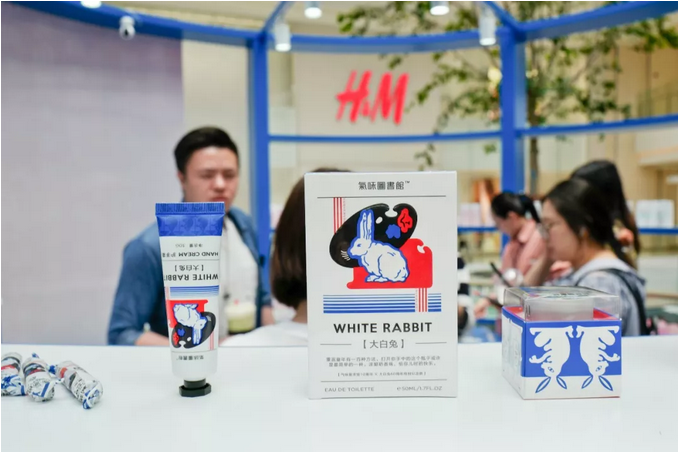 大白兔X气味图书馆联名系列。